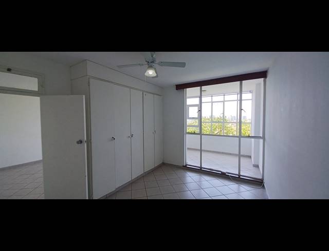 1.5 BEDROOM APARTMENT TO LET IN MORNINGSIDE